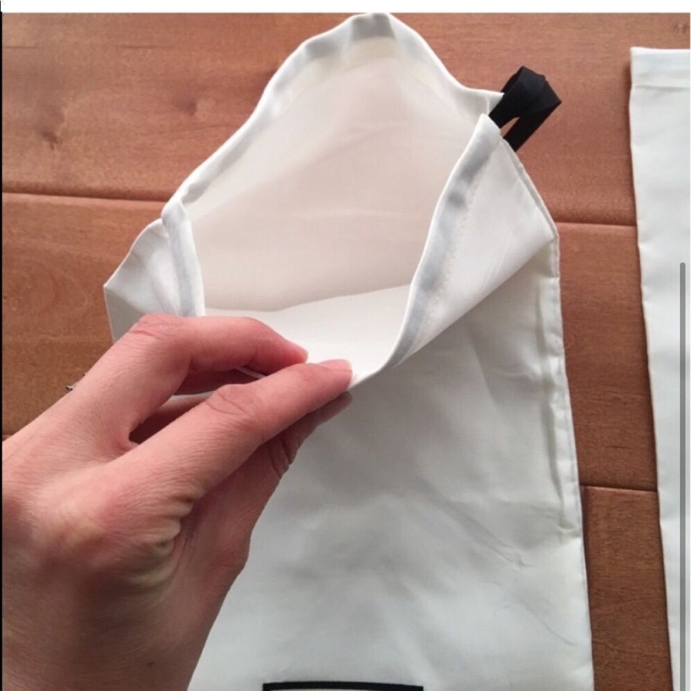 Authentic Gucci dust bags - Picture 3 of 3